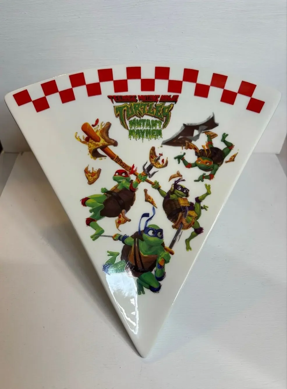 Nickelodeon~TEENAGE MUTANT NINJA TURTLES~Pizza Slice Shaped Plate